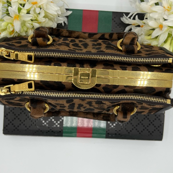 Vintage Prada shoulder bag - Picture 11 of 15